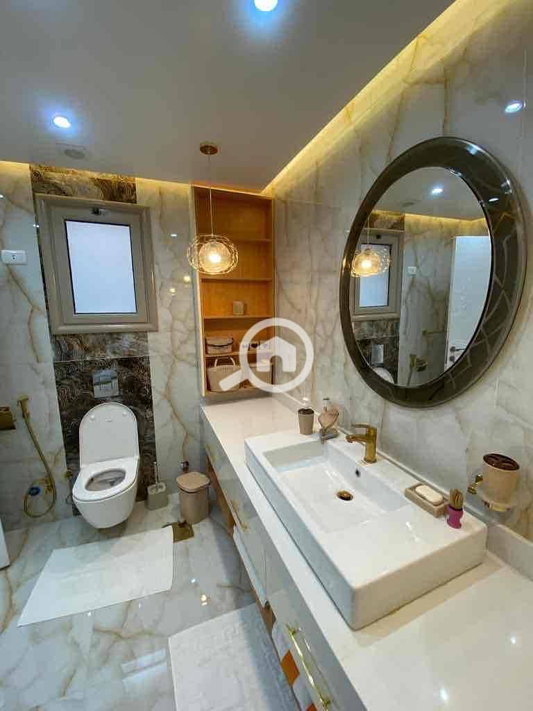 5 aefa928f-60a5-491d-ba5d-e2a43eb3ccad. jpg