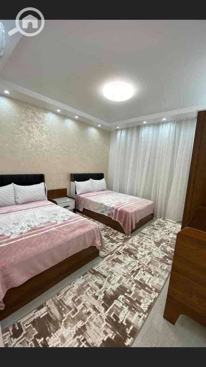 7 f729266b-146e-4278-a664-840d8cbdfe3d. jpg