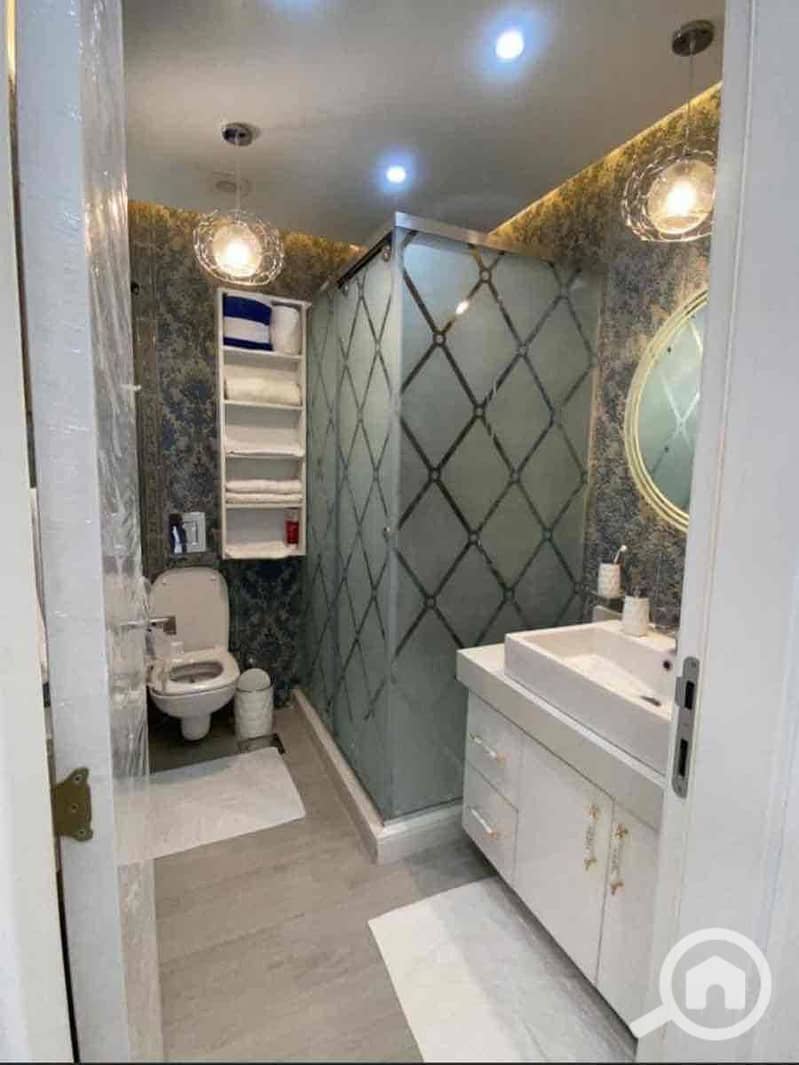 9 403f393c-4d72-4786-9342-b22629c24f78. jpg