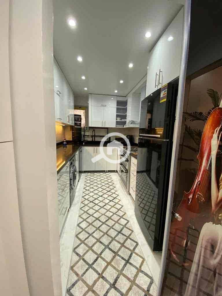 10 ea8016e1-1a24-494a-a1e6-5e0e69282354. jpg