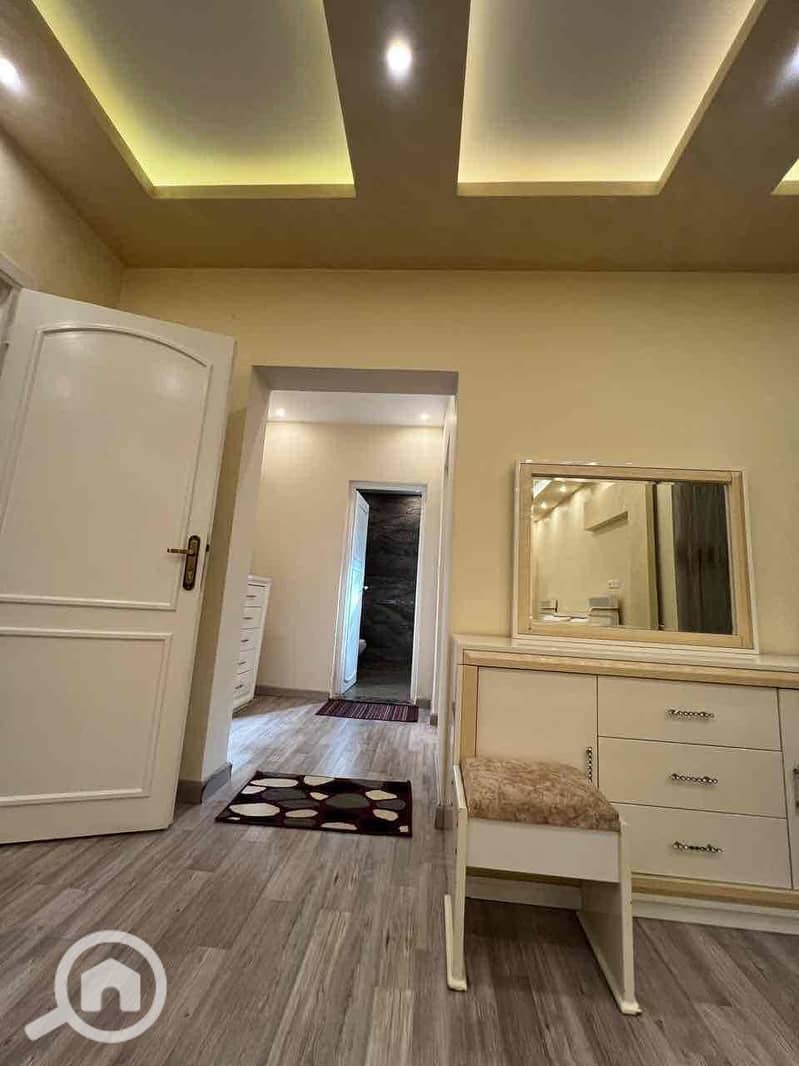 15 31b244b0-5566-4462-81ea-76b586494372. jpg