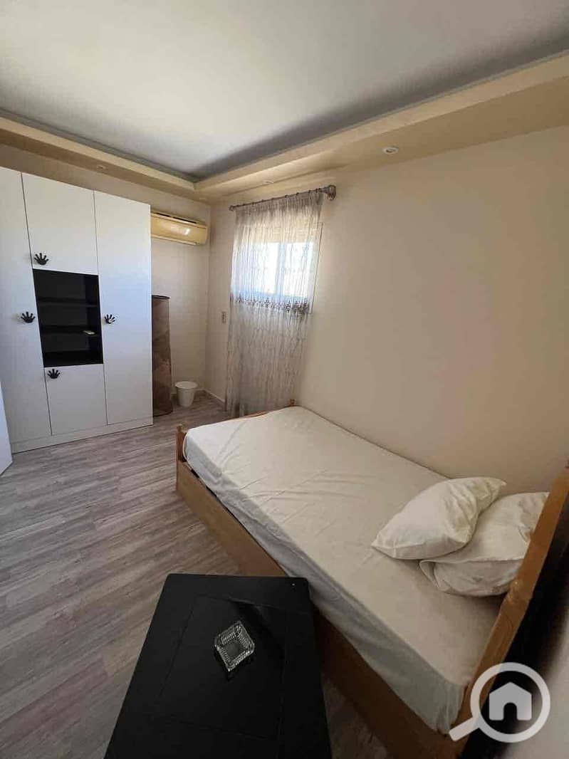 27 030c21dd-823f-4866-8a24-cce2605896ef. jpg