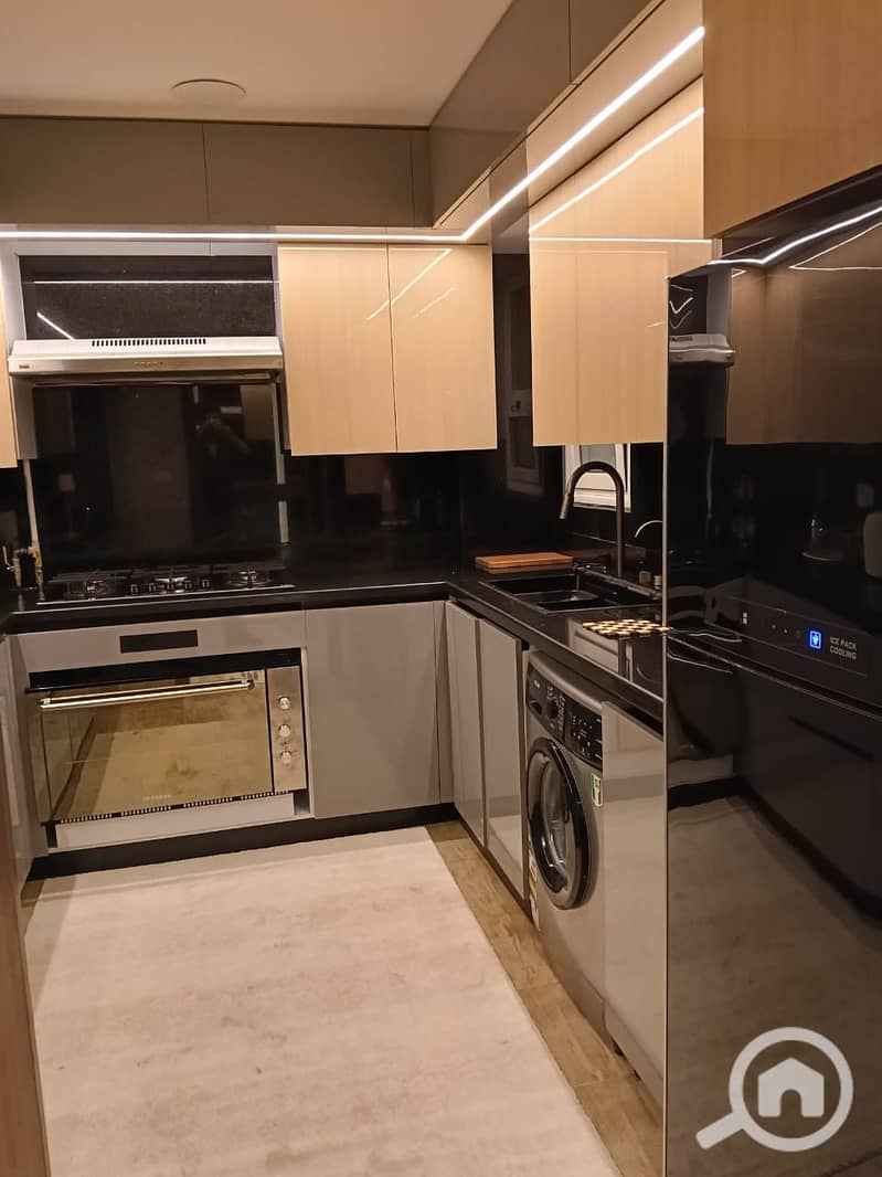 8 WhatsApp Image 2025-12-08 at 7.22. 46 PM (1). jpeg