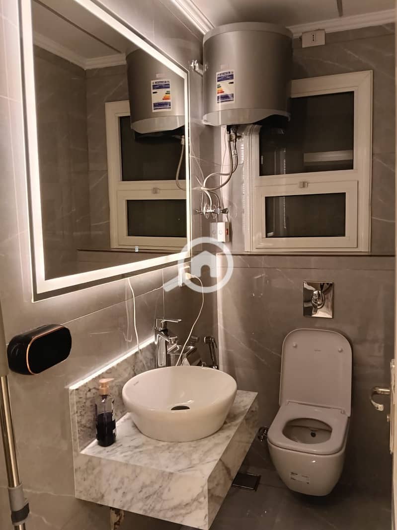 9 WhatsApp Image 2025-12-08 at 7.22. 42 PM (1). jpeg