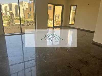 فیلا 3 غرف نوم للبيع في 6 أكتوبر، الجيزة - IMG-20250809-WA0211. jpg