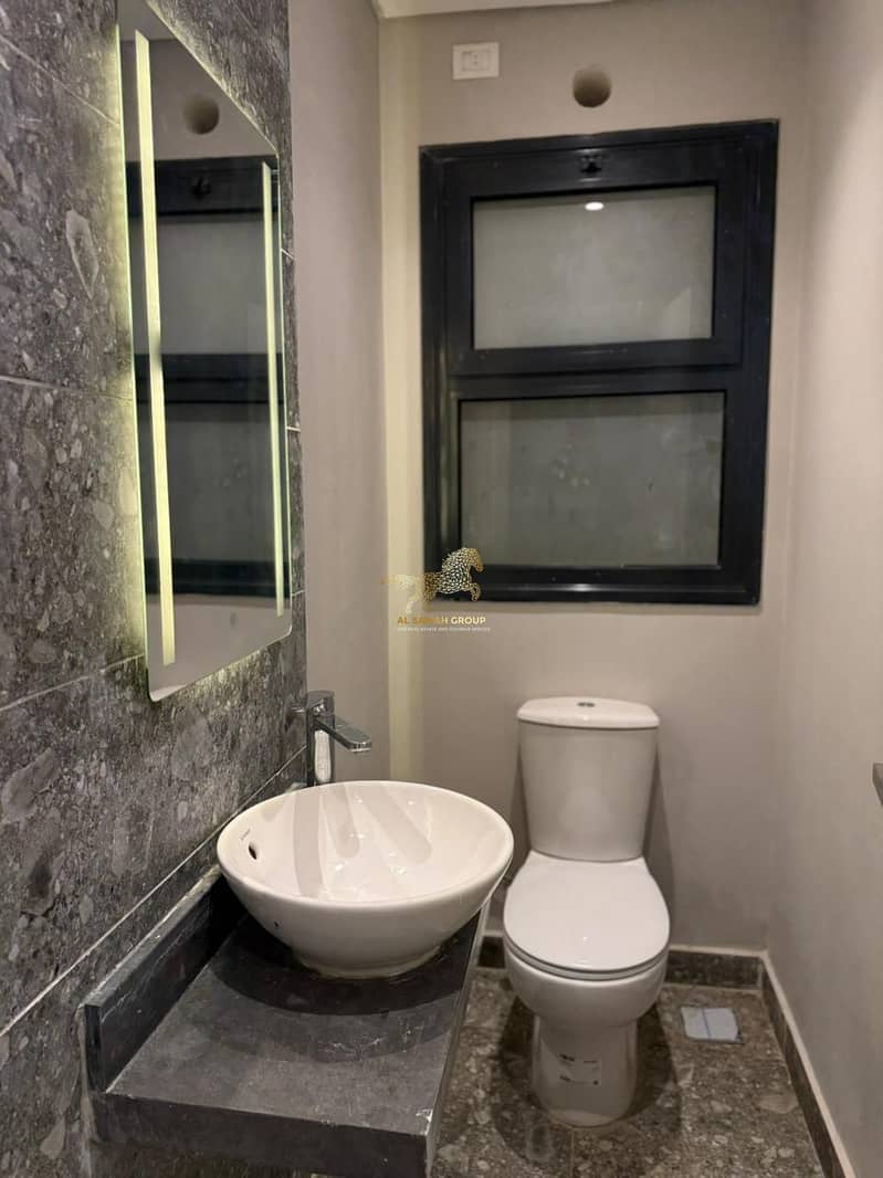 6 WhatsApp Image 2025-12-05 at 20.52. 28 (1). jpeg