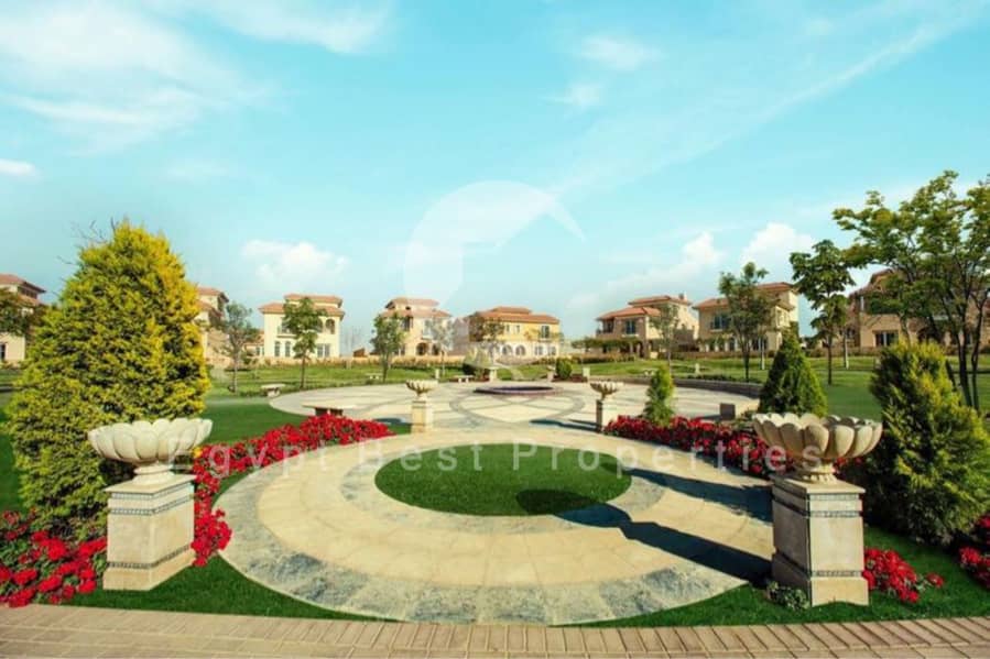 8 Hyde park new cairo live photos _page-0013. jpg