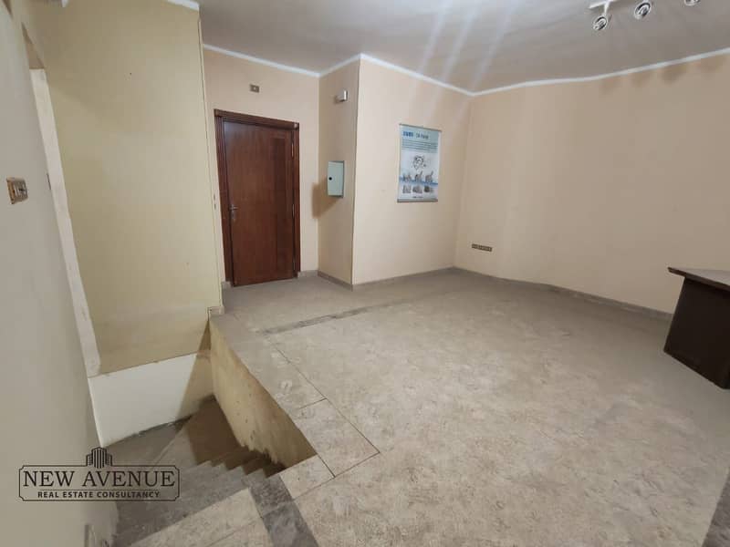 5 619f6f0c-1cb1-44f9-9f2a-a2bc7221a582. jpeg