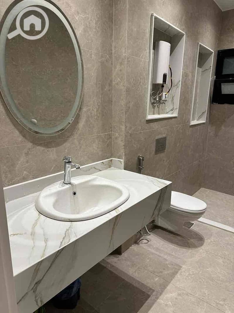 18 2c3385a5-9a1a-4ea3-834b-8a42467bba88. jpg