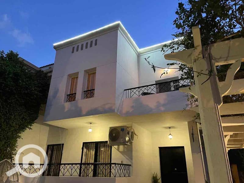 6 d8f5ac59-b781-4707-b9d2-a8940b839054. jpg