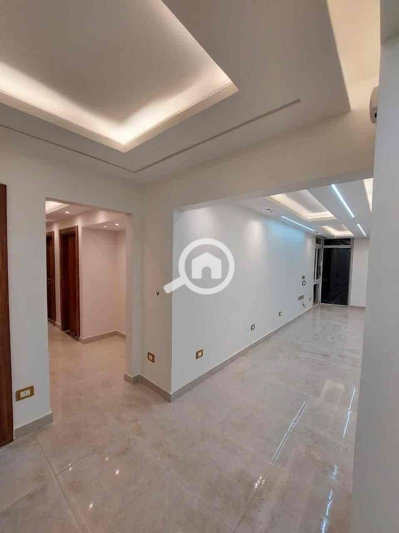 3 c76504eb-2a60-4bc8-a1e1-953a3c0392a3. jpg