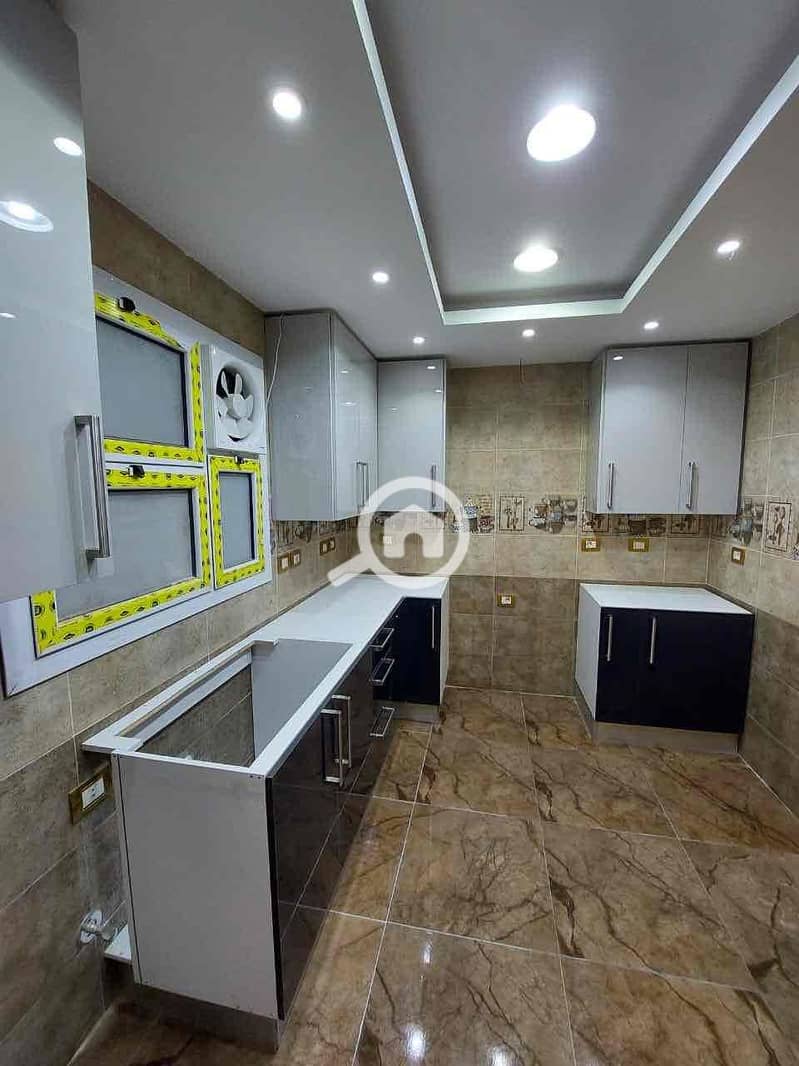 8 c434f778-7a1f-4d4a-a4db-0a10457a64ce. jpg