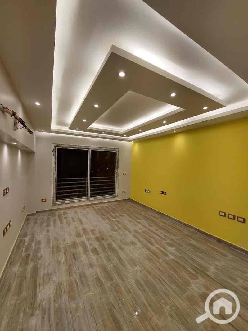 12 fa888ff1-9e64-4677-a6c6-2bf9b50ecd7b. jpg