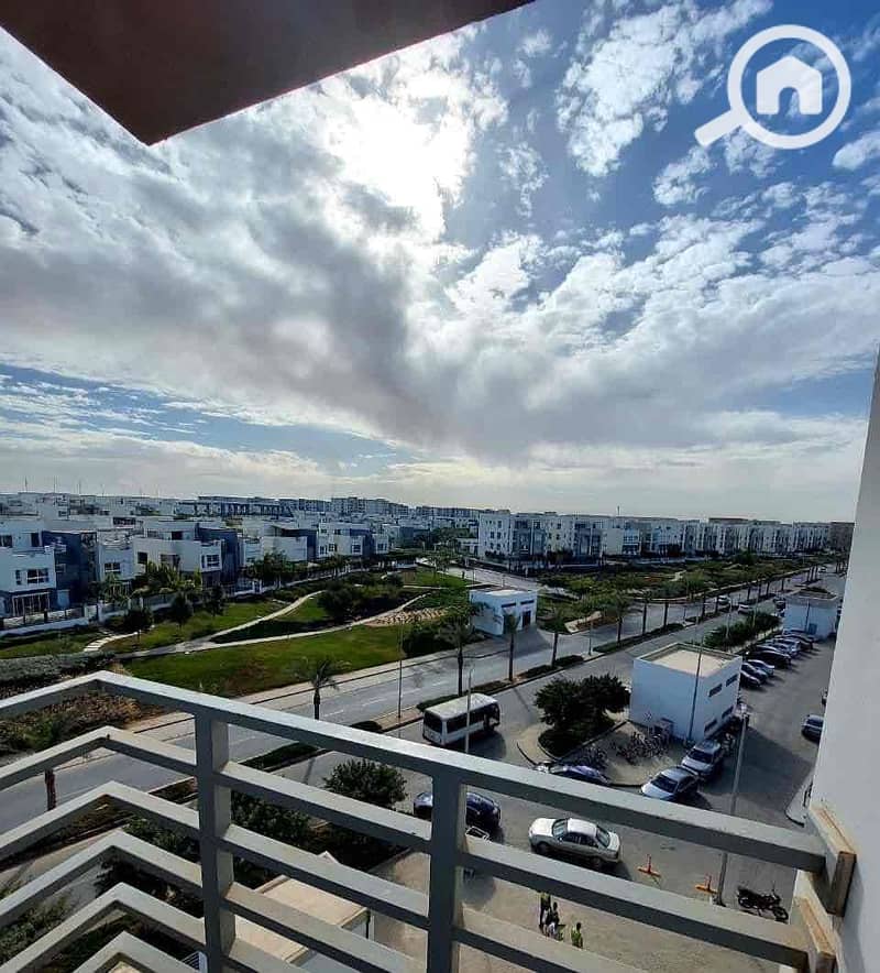 19 2bb2c00a-494c-46a1-a2d8-23dcc5de392b. jpg