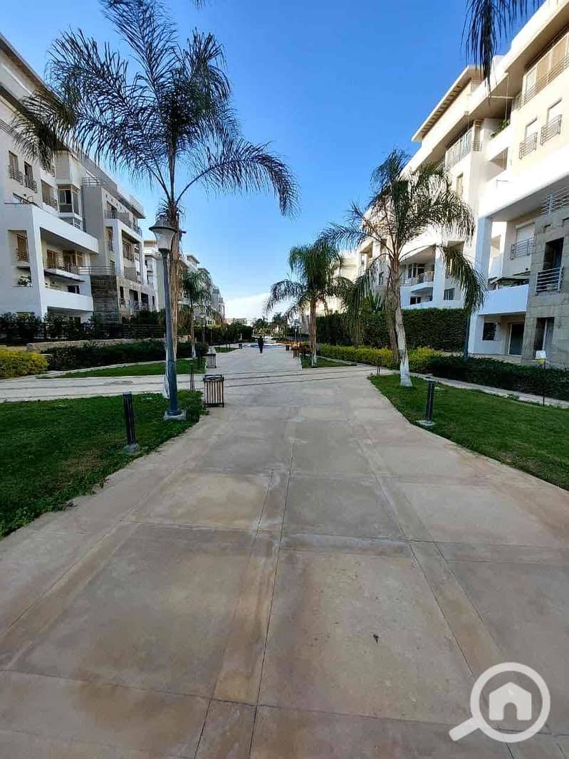 27 fb6aa2bb-78ab-4cd5-bd28-af6cb8edfe1a. jpg