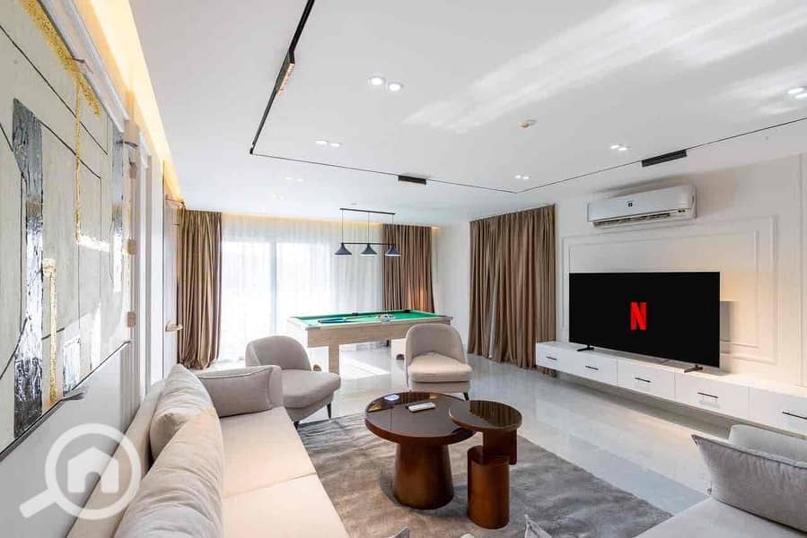 2 543648b4-9aa3-4360-841d-c3d5e01c4f4a. jpg