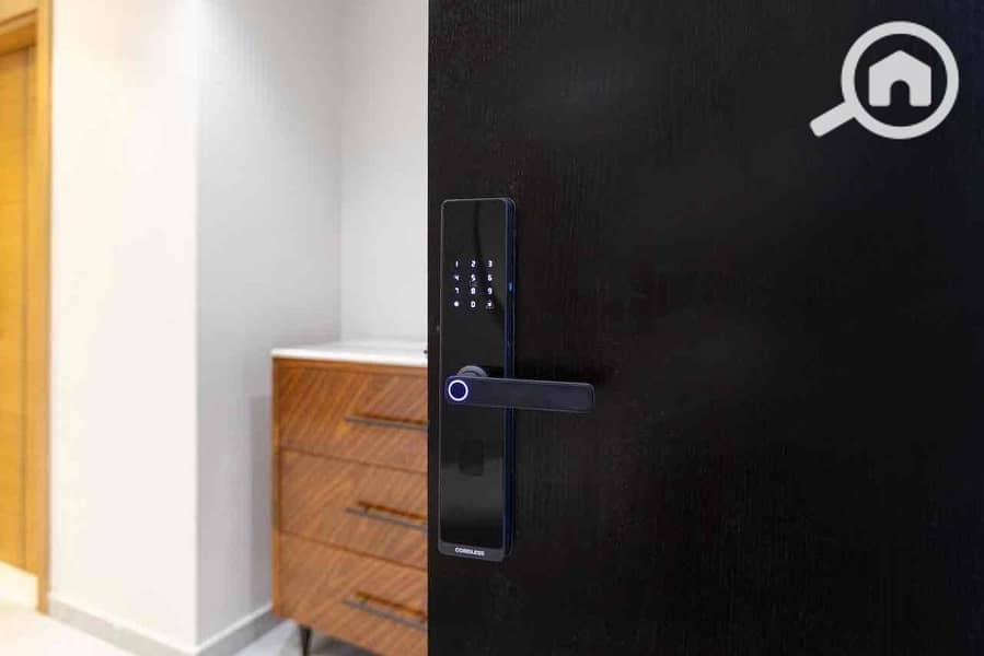 10 fae679f8-4f20-4c65-9420-6fbf4363daa0. jpg