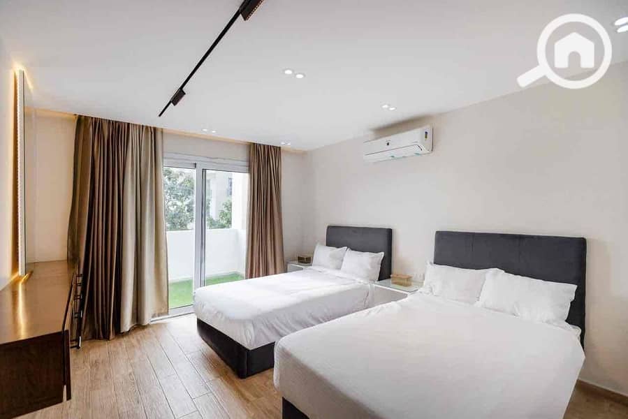 15 611be9d0-10f8-4fcb-a946-1cf3dcd1c4f8. jpg