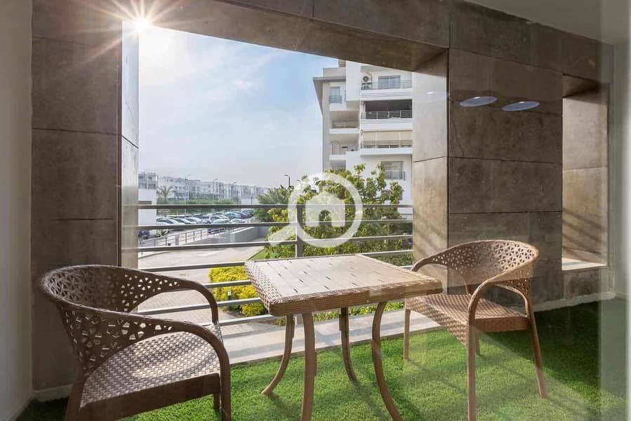 19 77032923-e14f-448a-9b9b-d76df8936da9. jpg