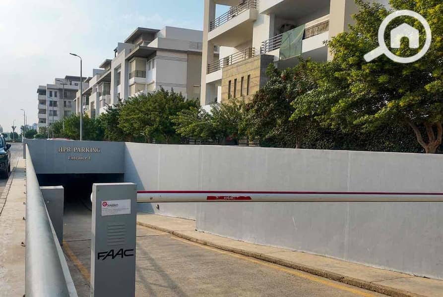 20 f149bca6-3401-43ca-a07b-eedcba45bc0a. jpg