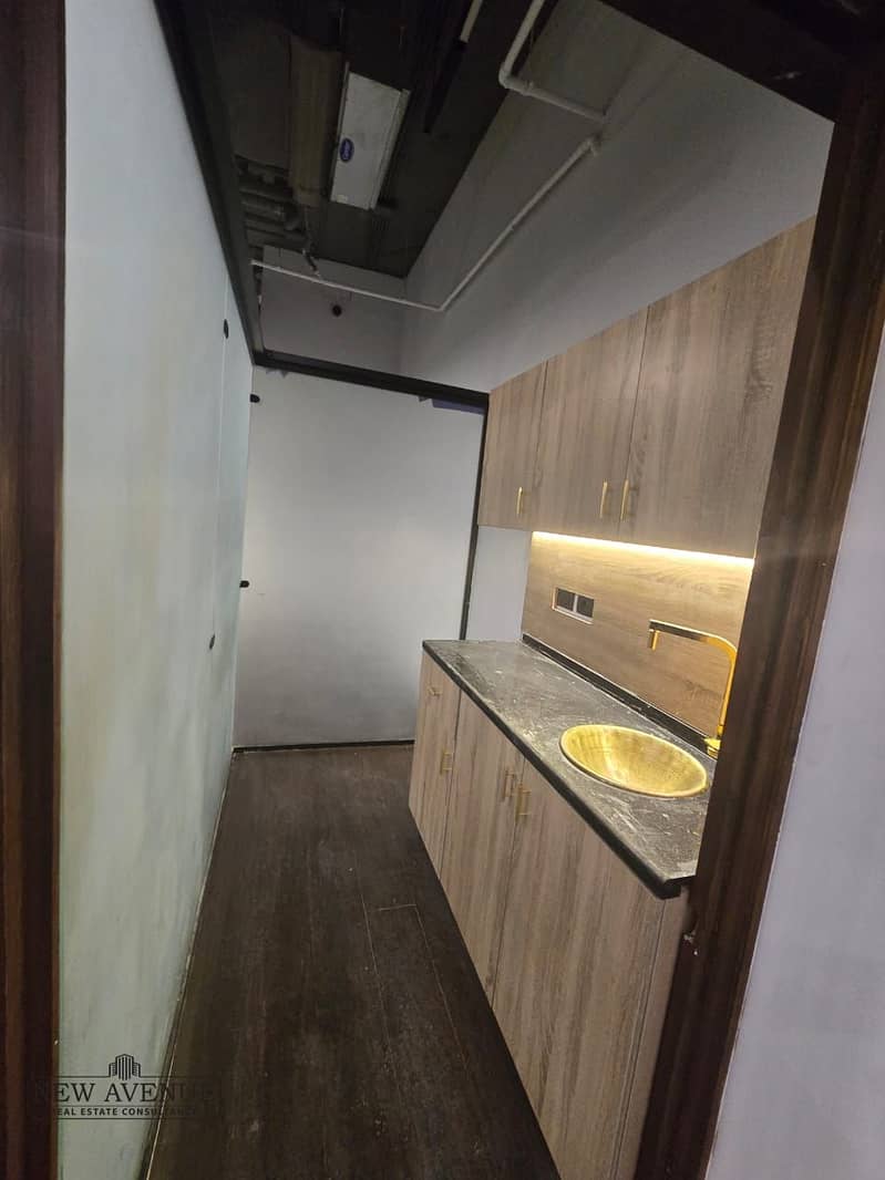 6 424e176f-eaf8-4e9d-ae5f-936158e175fe. jpeg