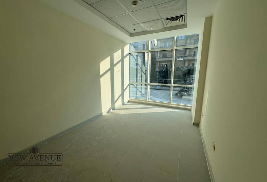 2 fcaf6f67-779a-4f00-b6a8-93c17c397c0b. jpg