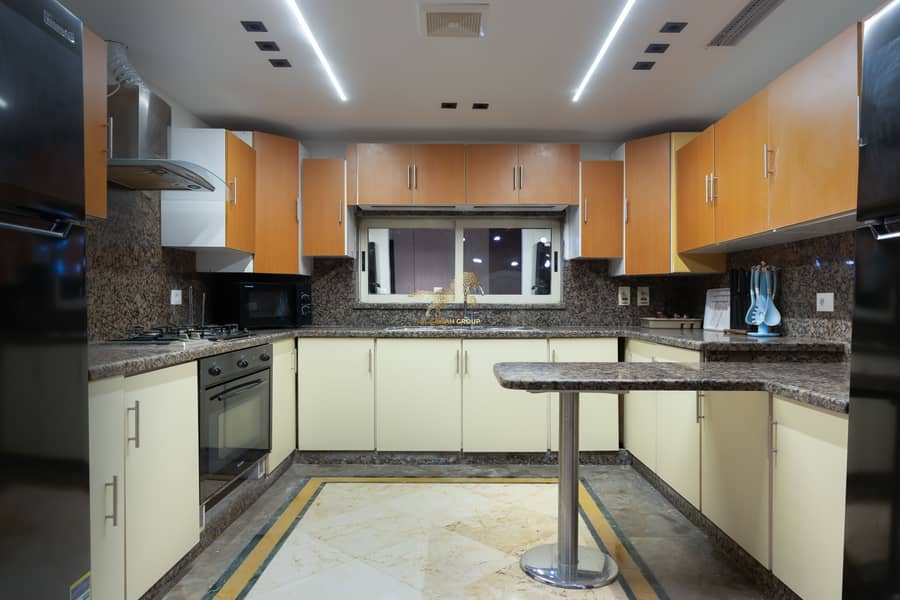 21 IMG_5304-Edit. jpg