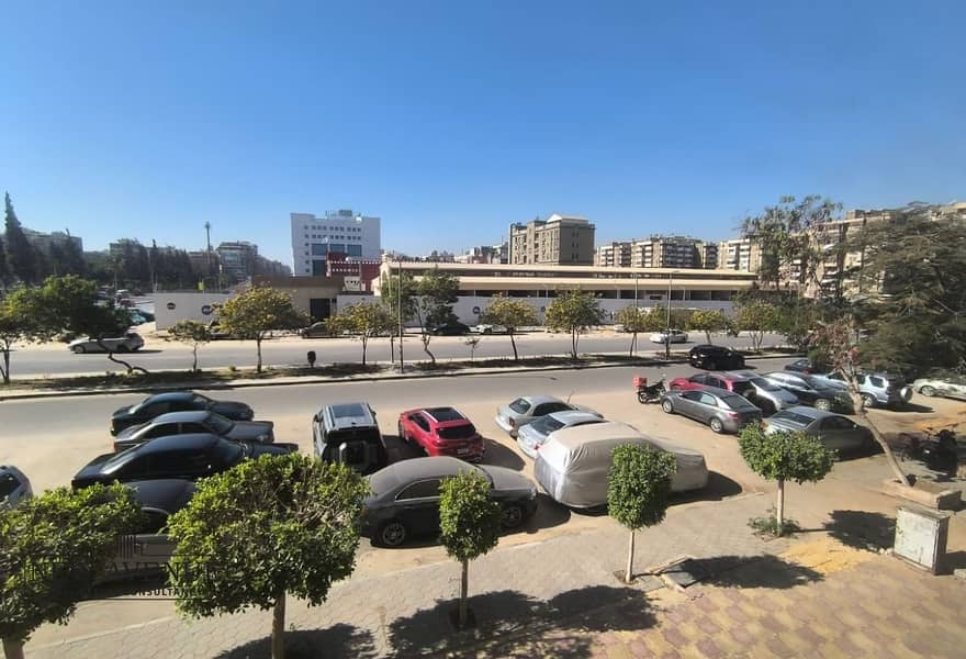 5 271382a4-29e5-4f92-8478-f1e1e18b4674. jpg