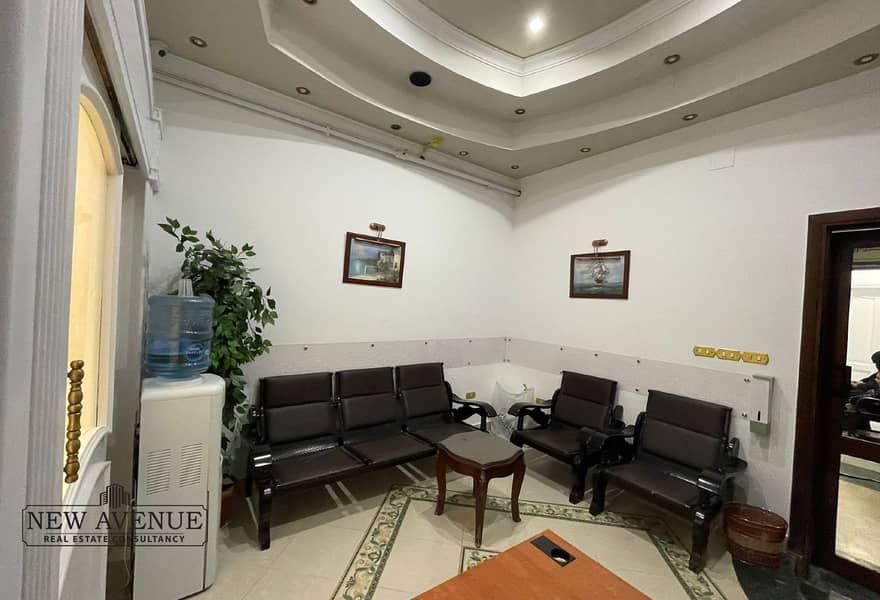 2 13aa9c41-61c4-4581-beb9-b7ccb59d98da. jpg