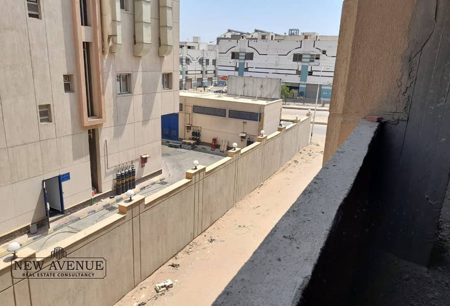 5 c9ebc206-0835-4450-9c0a-d06fac7d8649. jpg