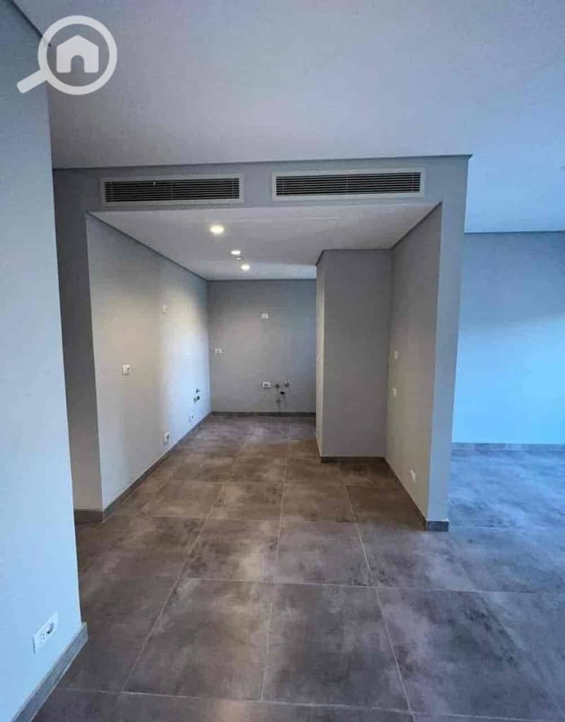 2 9a291c4e-139f-4058-b256-dab3e2847bff. jpg