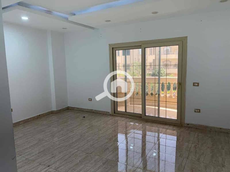 11 fee45641-9d77-4fa4-b04a-693ab4051ec1. jpg