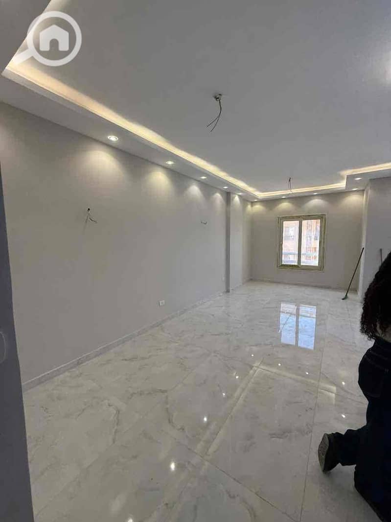 2 632eaeef-7fd0-4fe9-a2ac-fcb48c00207c. jpg