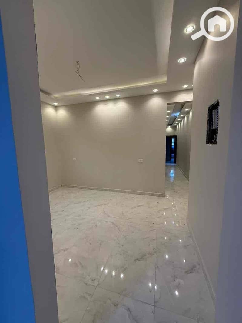 6 0d959303-a637-45a3-8b5b-753bf8ae1ec0. jpg