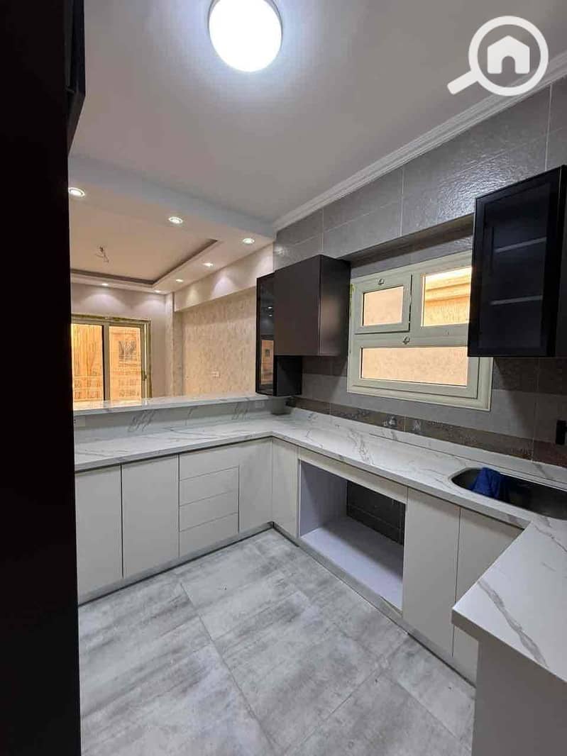 11 401d74ae-ace9-4067-b6b8-322f5d4f763b. jpg