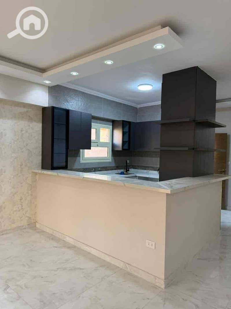 12 785f3d21-6c6d-4298-88eb-ef64f4a14ec1. jpg