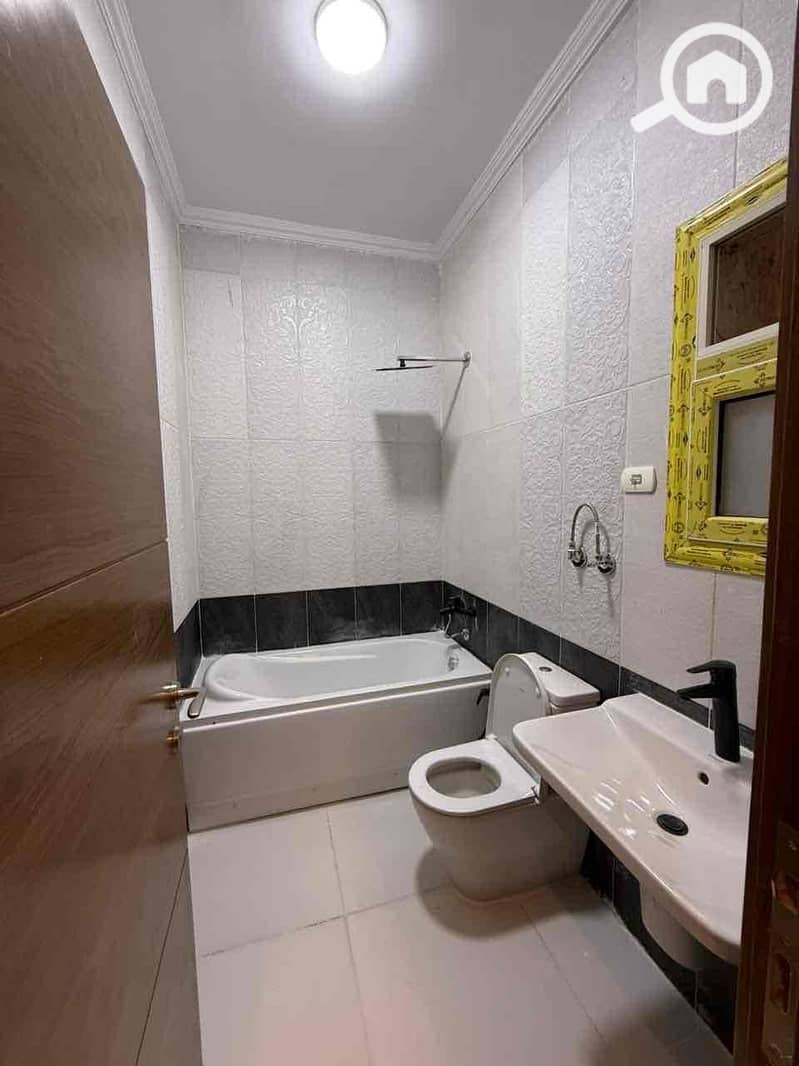 16 74905dbe-c34d-487c-8802-c70e24a9b163. jpg