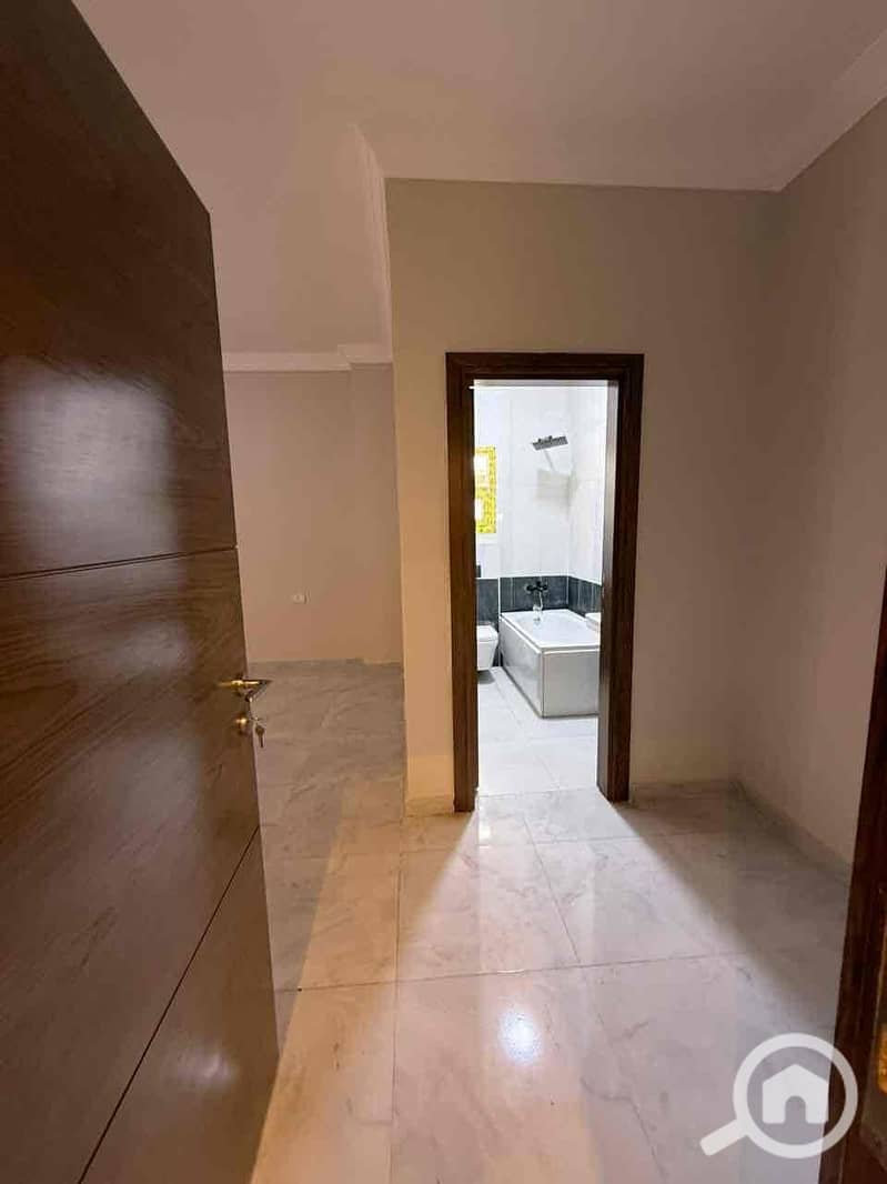 19 70ac70cb-3660-41a8-89db-2338e2bb1806. jpg