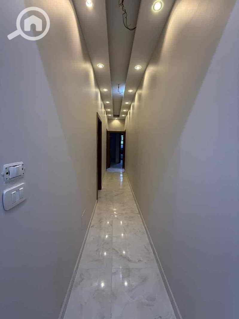 22 b531e109-9e8a-42a7-9765-b7928d995e9e. jpg