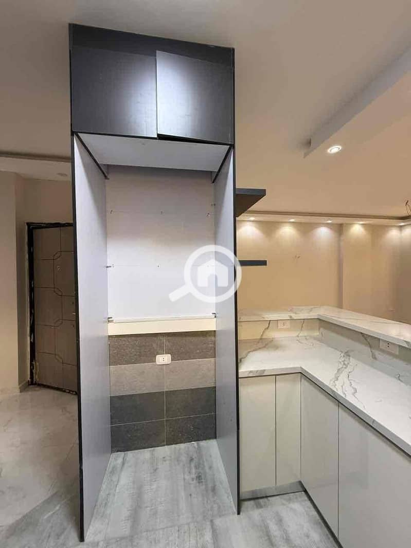 25 e5bd5c15-d576-4b16-ab7b-42c487c803b1. jpg