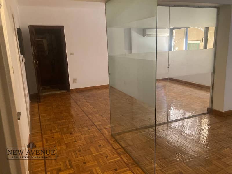 2 762e2a45-f523-4af0-aa27-d8d847fb8f1b. jpeg