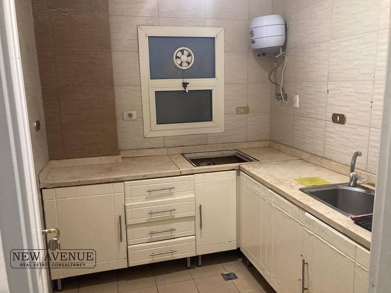 4 138ac927-ffc4-466a-abd3-7e43ec45d792. jpeg