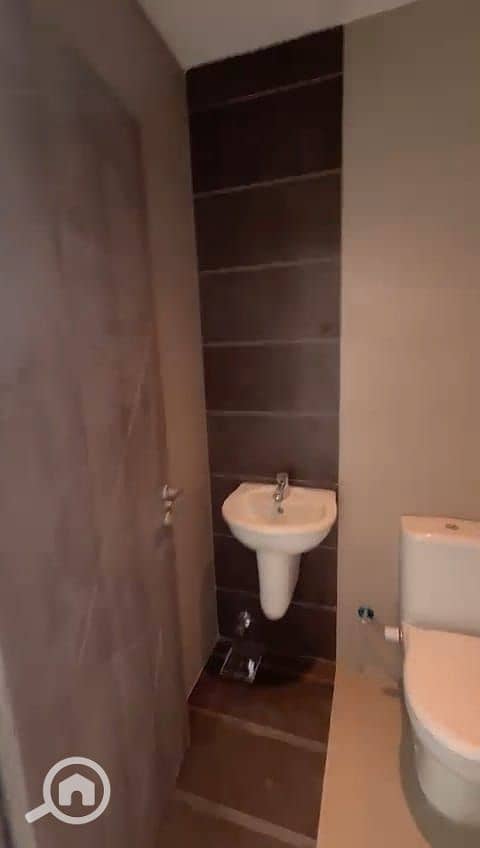 4 WhatsApp Image 2025-12-08 at 9.11. 46 PM (3). jpeg