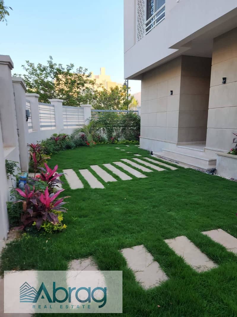 4 WhatsApp Image 2025-12-08 at 9.30. 08 PM (1). jpeg