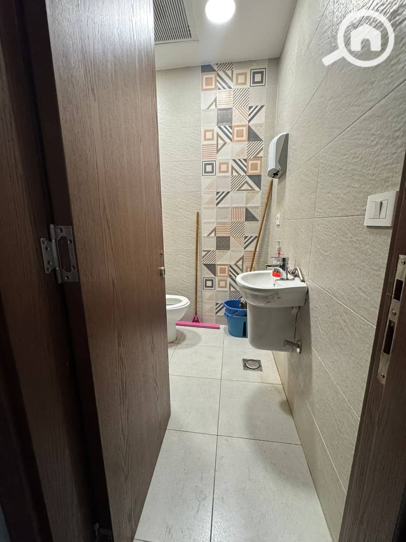 10 WhatsApp Image 2025-11-20 at 8.42. 32 PM (1). jpeg