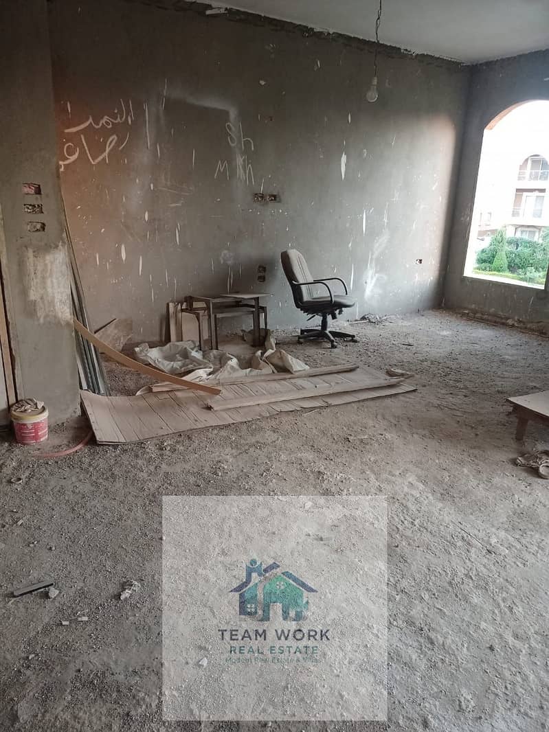 7 01e5222b-4c95-47b6-b800-369f1102c2b9. jpeg