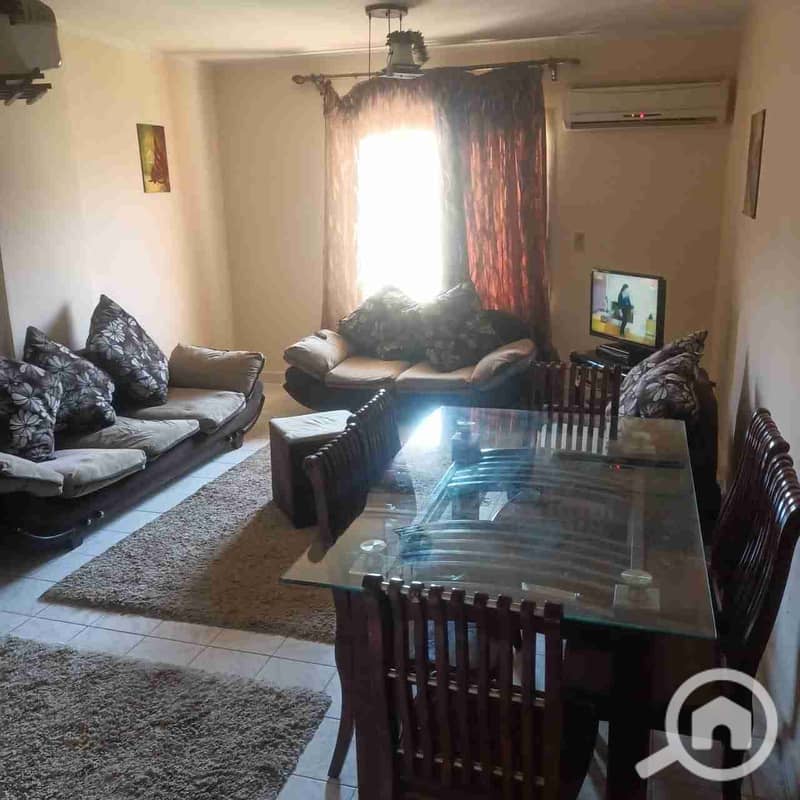 1000714942. jpg 1000714942. jpg