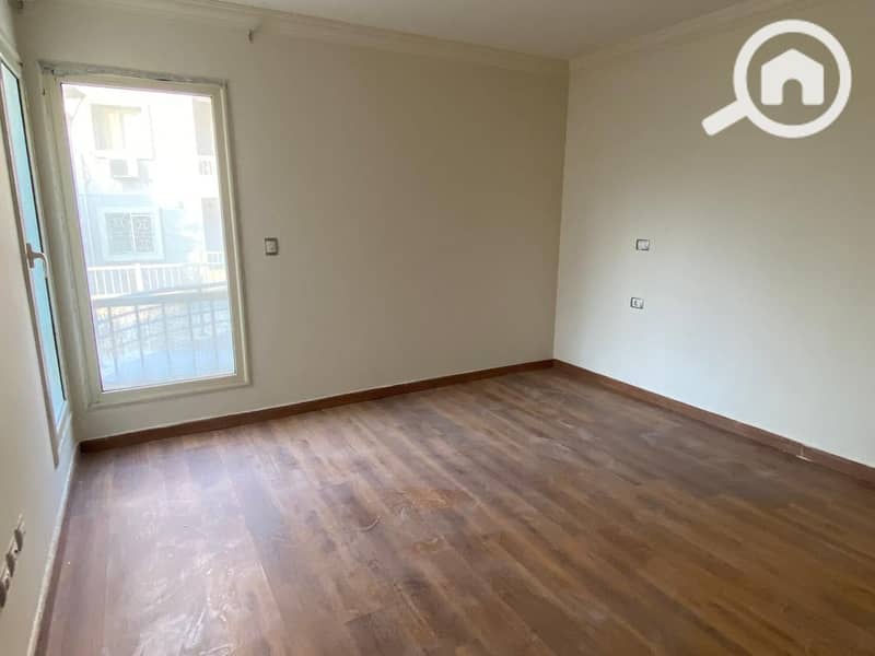 4 906d25fc-da66-4907-a5c4-77b091eaed97. jpeg