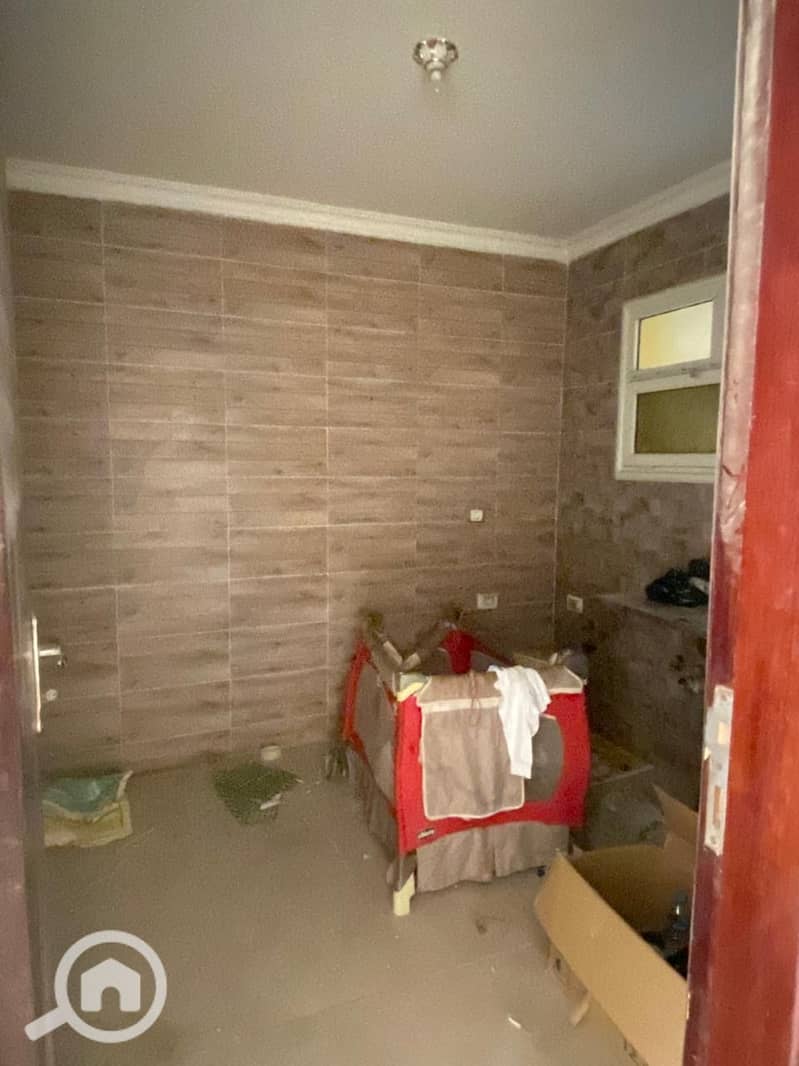 9 e23f988f-cfab-4ac2-bfe4-29f119452086. jpeg