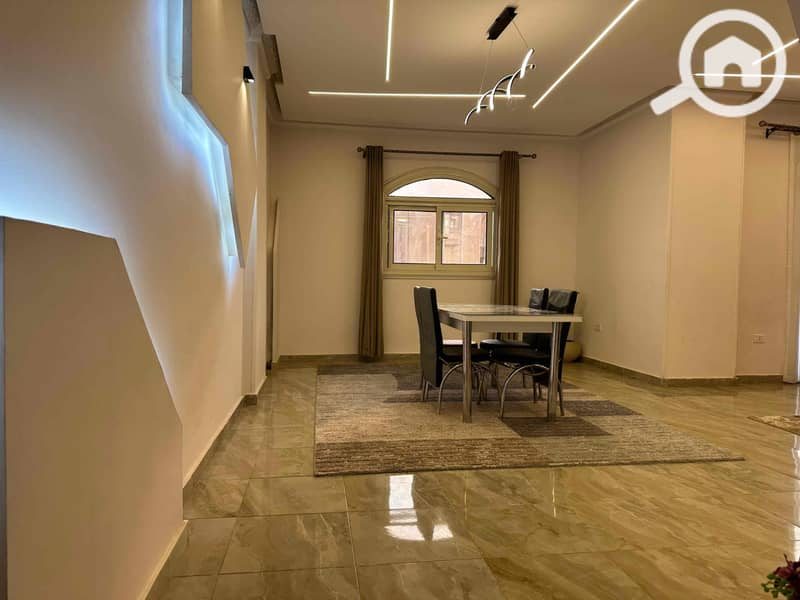 9 77d840f1-1aca-4c02-a392-ed62c364204c. jpg